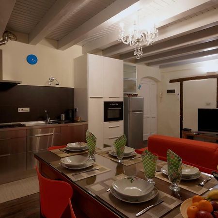 Appartement House 41, Nuovo In Borgo Storico à Bergame Extérieur photo