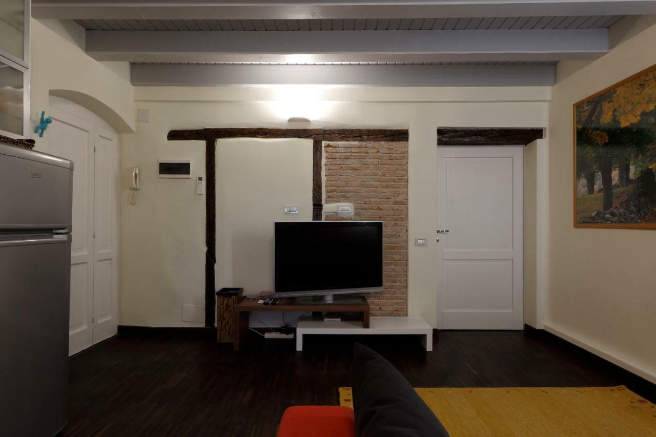 Appartement House 41, Nuovo In Borgo Storico à Bergame Extérieur photo